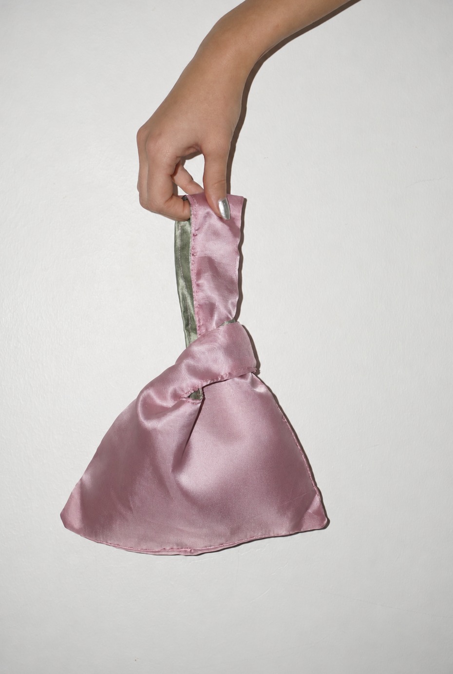 Cleo handmade Japanese knot bag in pink satin